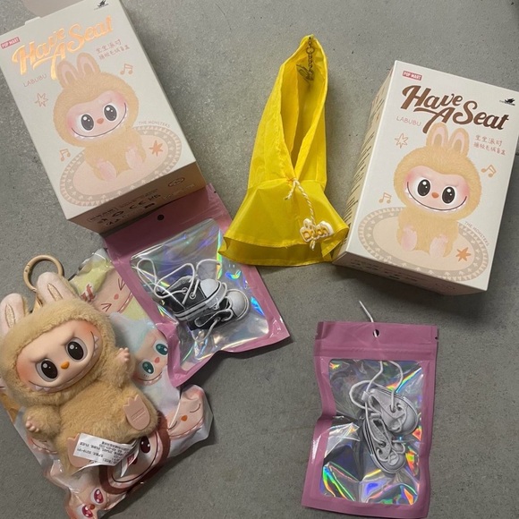 Pop mart bundle - Picture 2 of 4